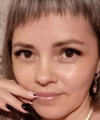 Утонченная, опытная и полна страсти, я создана для того, чтобы исполнить все твои сокровенные желания. Встречи со мной - это настоящая находка, ведь я знаю, как доставить наслаждение и оставить тебя плененным моей красотой и нежностью.
Мои услуги насыщены разнообразием и готовы удовлетворить даже самые смелые фантазии. Предлагаю тебе окунуться в мир страстного эротического массажа, эксклюзивных ролевых игр и оставить след губ на моей гладкой коже.
Люблю экспериментировать и идти на встречу твоим пожеланиям. Хочешь провести незабываемые часы в роскошном отеле Москвы? 💋😉 Люблю игры на разных площадках ;)
Мои отзывы говорят сами за себя - мужчины оценивают мою преданность и нежность. Фото настоящие, без обмана. Ты увидишь меня такой, какой всегда мечтал. Ну что, готов к приключению? Жду вас в Москве, чтобы воплотить в жизнь все наши фантазии. 💫🌟💕 Милана